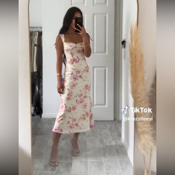 lait collection Dresses & Skirts - Lait Collection Fanny Floral Dress